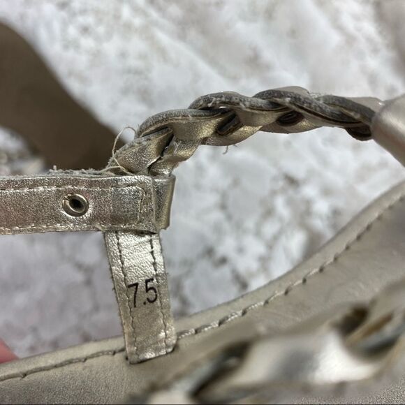 Rock & Candy Silver Braided Sandals - Picture 5 of 5